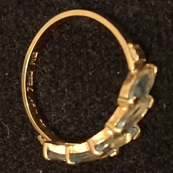 18K Yellow Gold Ring with 5 Marquise Cut either Blue Topaz or Aquamarine Stones - Picture 4 of 10
